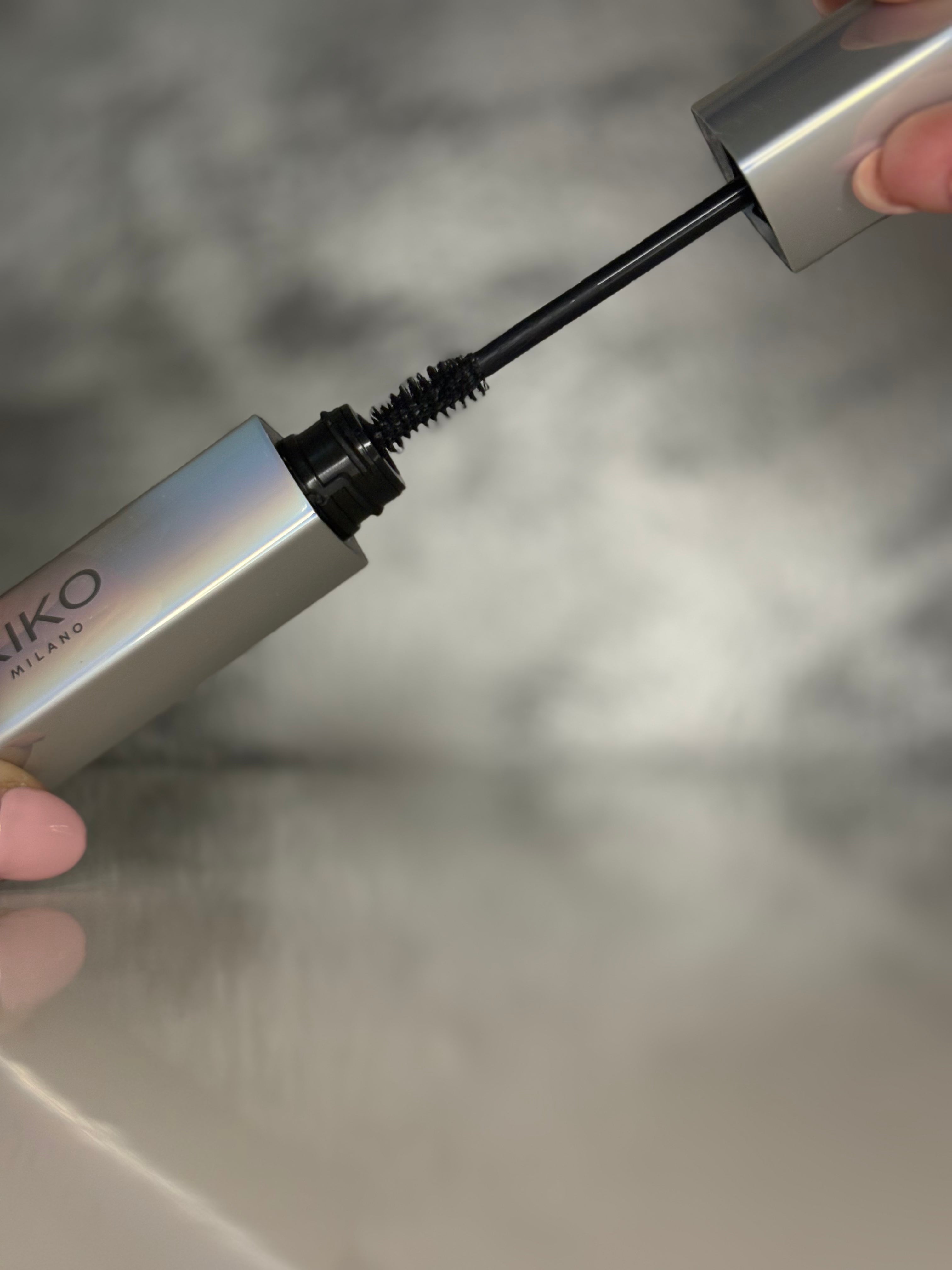 Kiko Milano Lumiverse Infinite Retouches Flashes Mascara