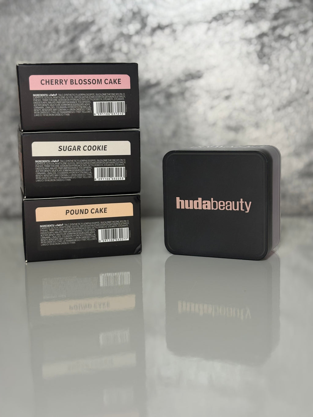 Huda Beauty Easy Bake Loose Baking & Setting Powder