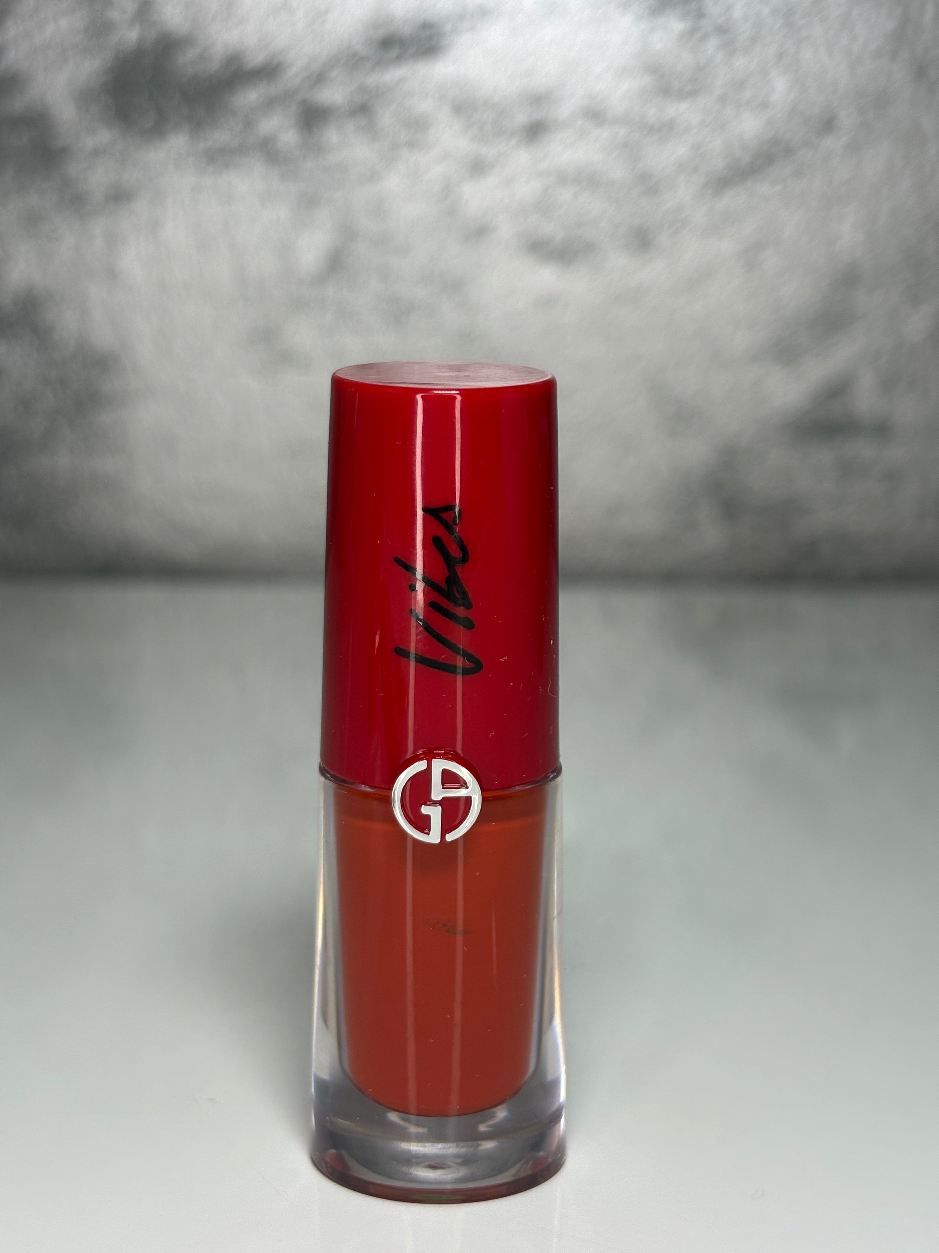 Giorgio Armani Lip Magnet vermillon 405 Matt intense. (Matt color)